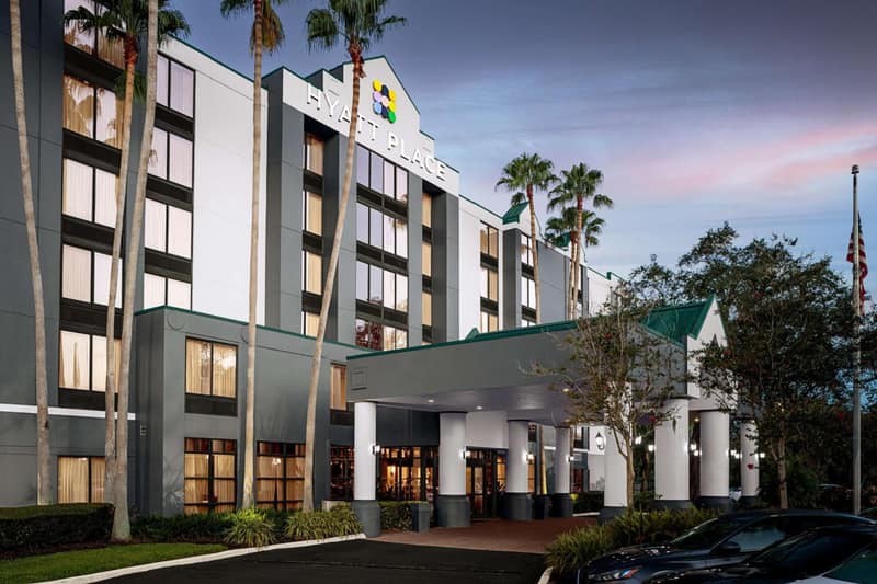 Hyatt Place Tampa Busch Gardens — building