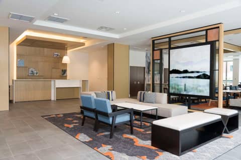 Hyatt House Austin/Downtown — recepcion & lobby