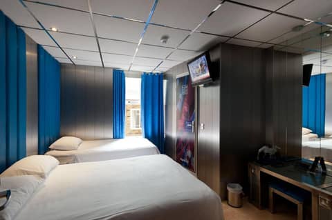 Stylotel — hotel room