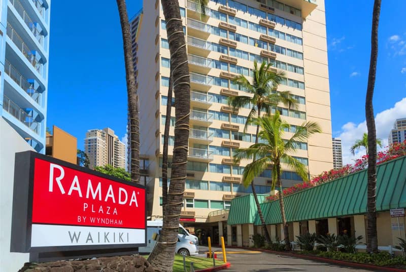 Ramada Plaza by Wyndham Waikiki — building