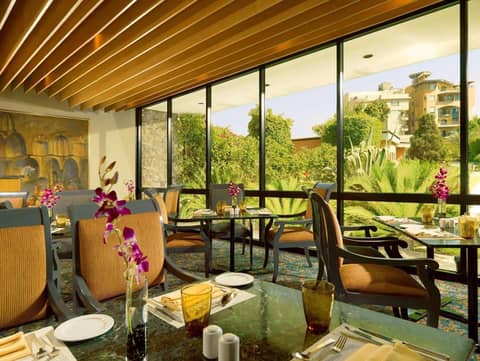 Hilton Cairo Heliopolis Hotel — dining