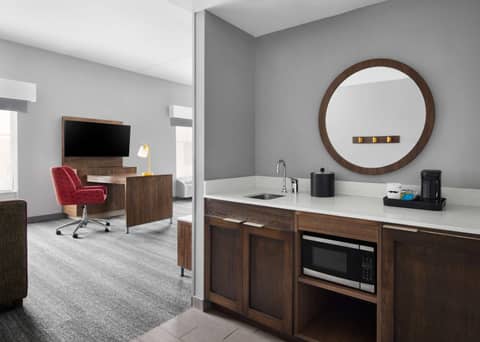 Hampton Inn & Suites Charlotte Steele Creek Road, NC — photo 4