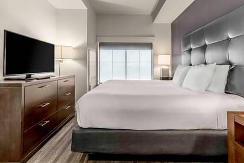 Hyatt House Richmond - Short Pump — hotel room
