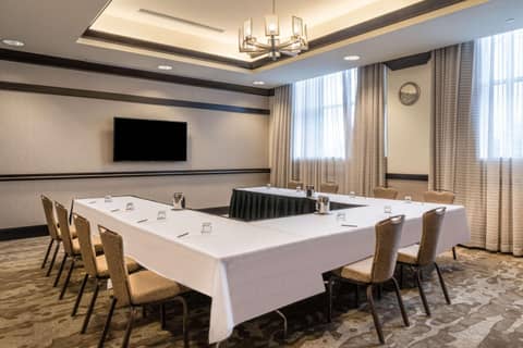 Hilton Columbus/Polaris — photo 9