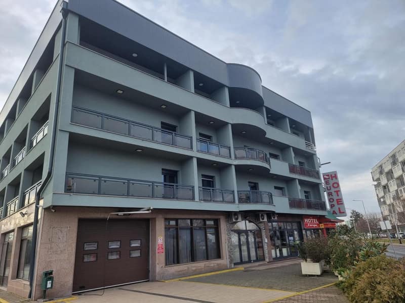 Hotel Europa — building