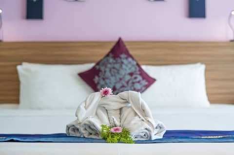 The Lantern Resorts Patong — photo 4