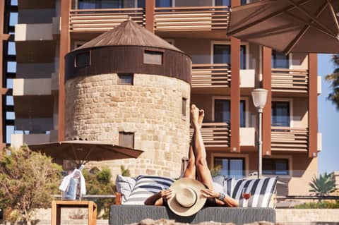 Bellevue On The Beach Suites — photo 3