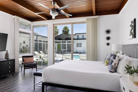 The Three Fifty Hotel — hotel room