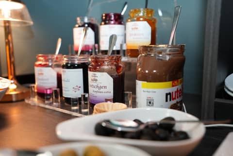 Hotel Attaché an der Messe by ANS — dining