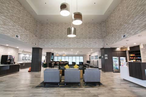 Wingate by Wyndham Dallas Love Field — photo 4