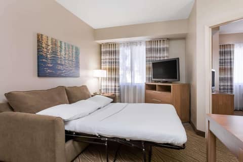 Hawthorn Extended Stay by Wyndham Naples — photo 9