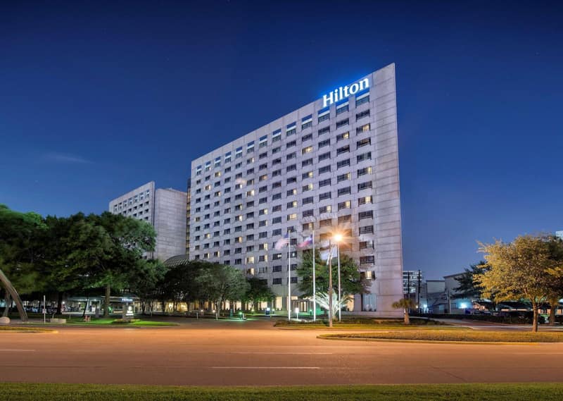 Hilton Houston Post Oak by the Galleria — building