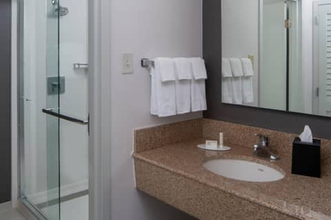 Courtyard by Marriott Memphis East/Park Avenue — photo 3