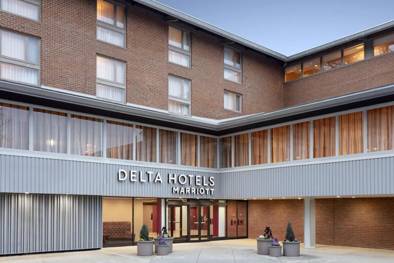 Delta Hotels by Marriott Baltimore North — building