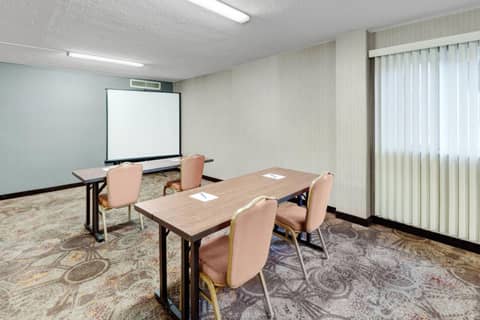 Delta Hotels by Marriott Baltimore North — photo 4