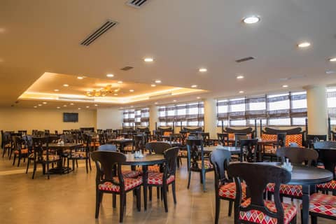 Grand Villaggio Hotel Abu Dhabi — restaurant