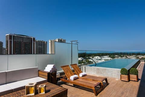 Square Design Hotel — roof