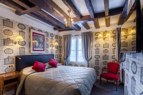 Grand Hôtel de L'Univers Saint-Germain — hotel room