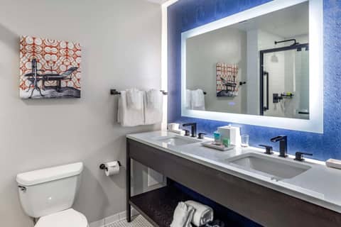 Hilton Vacation Club Hotel Blake Chicago — photo 7