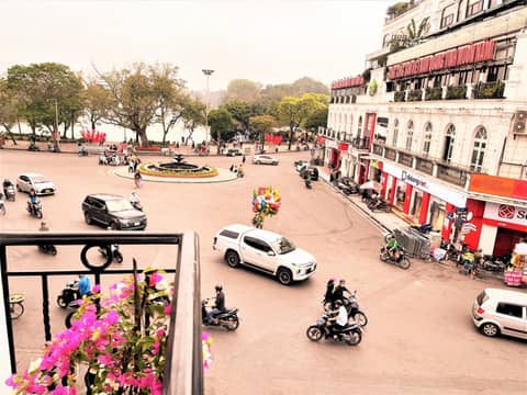 DE LA SOIE Hotel & Travel — photo 2