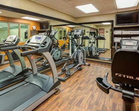 Charlotte Suites by IHG — photo 8