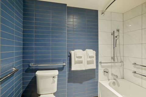 The Quincy, an Ascend Collection Hotel — photo 4