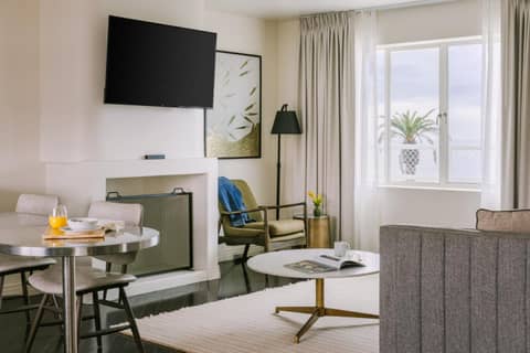 The Eden — hotel room