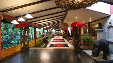 Kupu Kupu Barong Villas and Tree Spa — recepcion & lobby