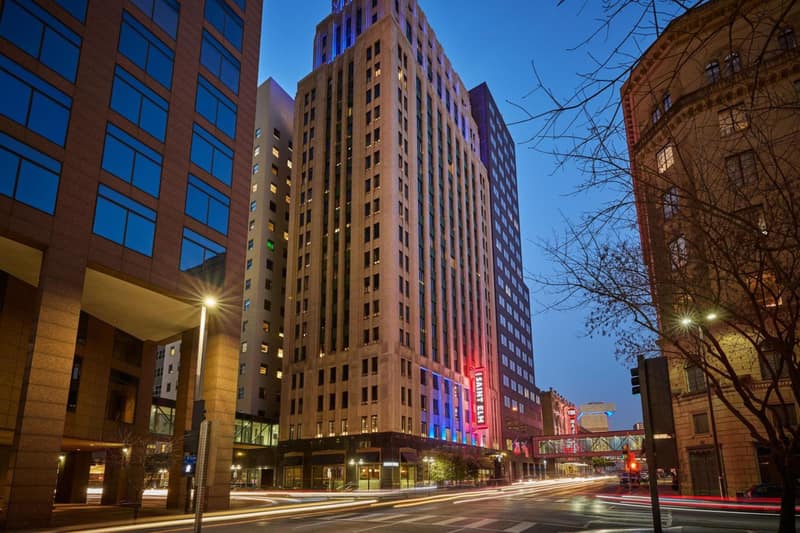 Renaissance Saint Elm Dallas Downtown Hotel — building