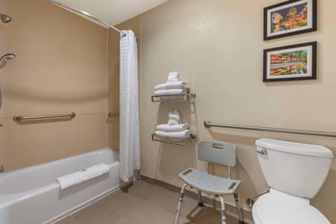 Comfort Suites Medical Center near Six Flags — photo 4