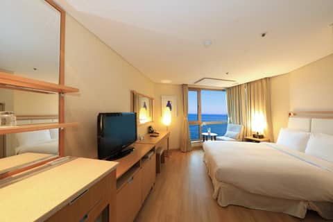 Ocean Suites Jeju Hotel — photo 6