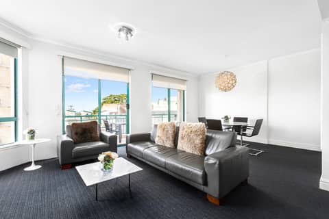 The Coogee View Beachfront Serviced Apartments — photo 8