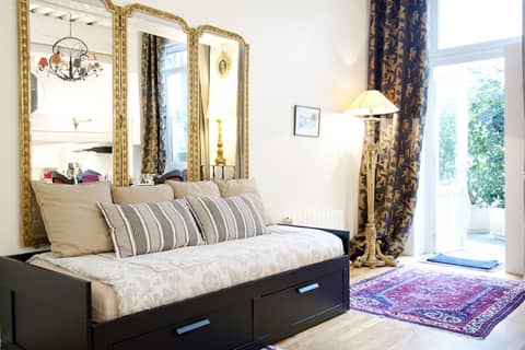 MHL - Maison Hotel Lyon — hotel room