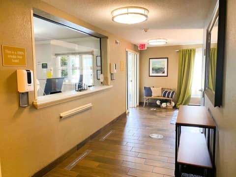 Sonesta Simply Suites Jacksonville — photo 4