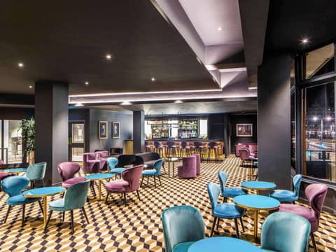 Mount Royal Hotel Edinburgh by The Unlimited Collection — bar & lounge