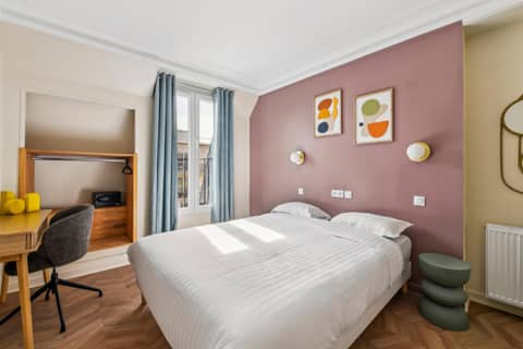 Hotel Margot — hotel room