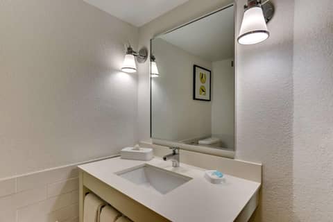 Wyndham Garden San Antonio Airport — photo 3