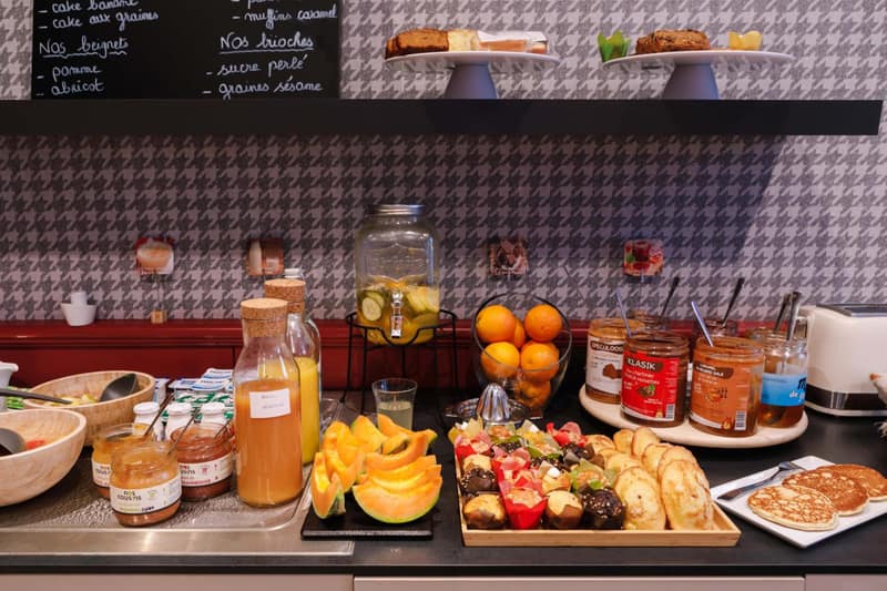 Hôtel de Noailles — dining