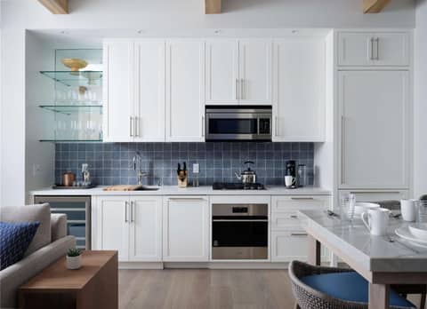 Shore House at The Del, LXR Hotels & Resorts — kitchen