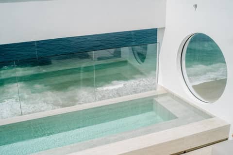 JANEIRO Hotel — balance & terrace