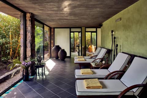 Seaside Palm Beach — outdoor lounge