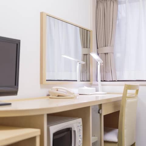 HOTEL MYSTAYS Higashi Ikebukuro — hotel room
