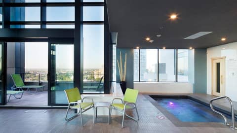 Holiday Inn Hotel & Suites - Montreal Centre-ville Ouest by IHG — photo 3