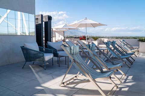 Flamboyan Hotel & Residences — photo 4
