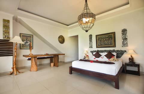 Green Field Hotel and Restaurant — hotel room