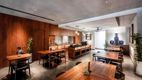 Triple E Hotel Metro Ben Thanh — photo 4