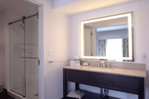 Hampton Inn & Suites Columbus/University Area — photo 5