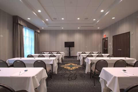 Hampton Inn & Suites Columbus/University Area — photo 9