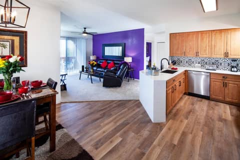Luxury Condos by Meridian CondoResorts- Scottsdale — hotel room