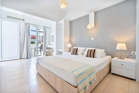 Mando Living -Faliraki — hotel room